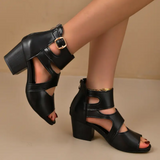 Sandália Gladiadora Elegance — Conforto, Estilo e Segurança em Cada Passo!